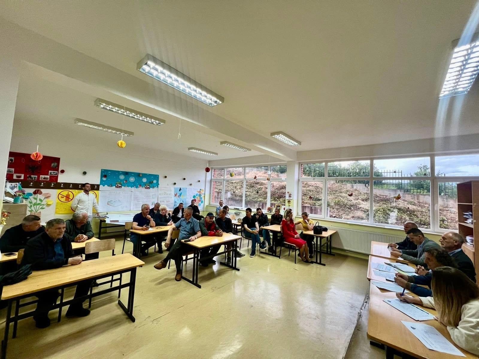 Dëgjim buxhetor u mbajt në fshatin Sllapuzhanë