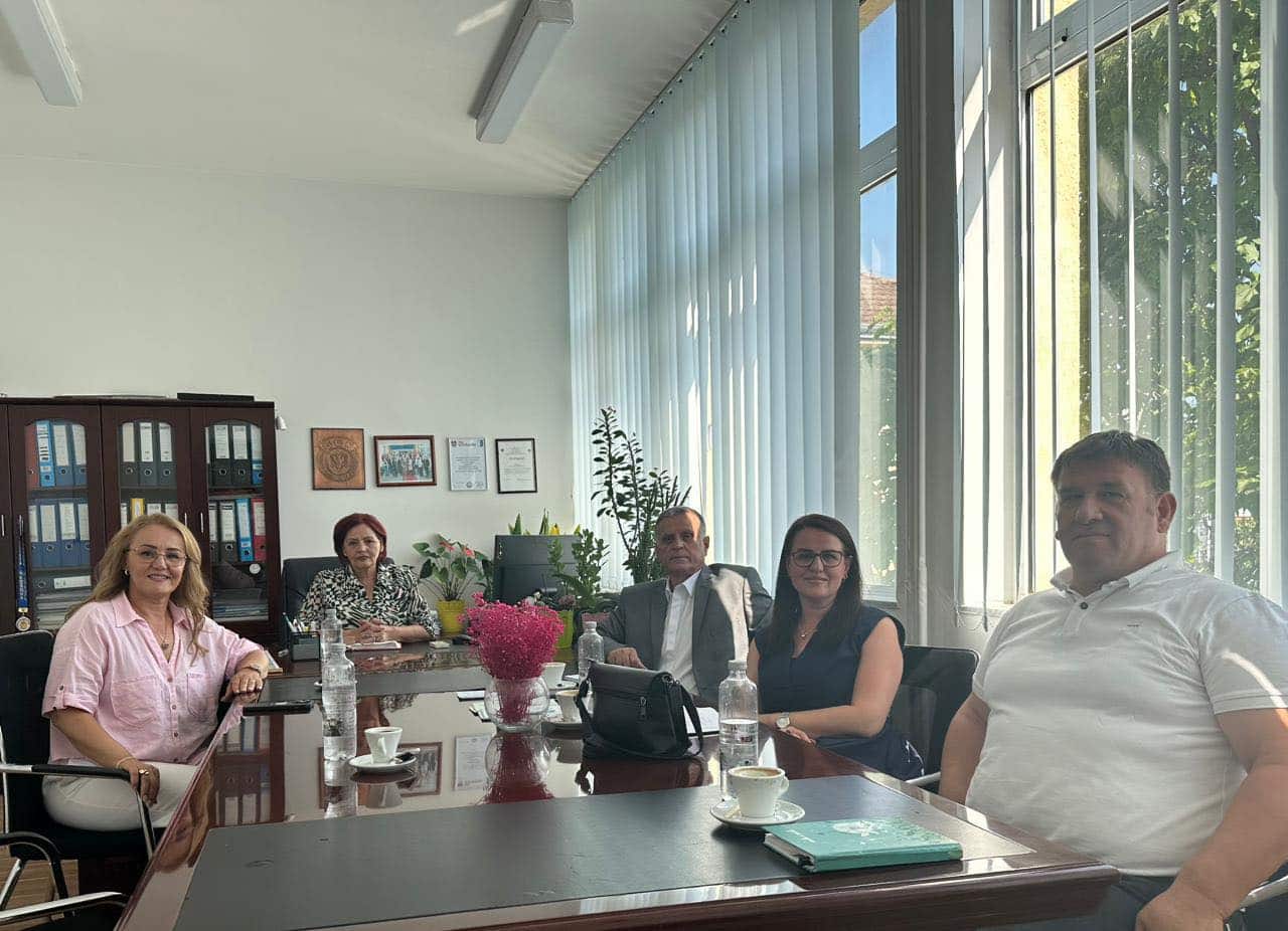 Nënkryetarja e Komunës, znj. Mihrije Suka, ka zhvilluar sot një takim pune me përfaqësuesit e Qendrës së Shëndetit Mendor në Prizren