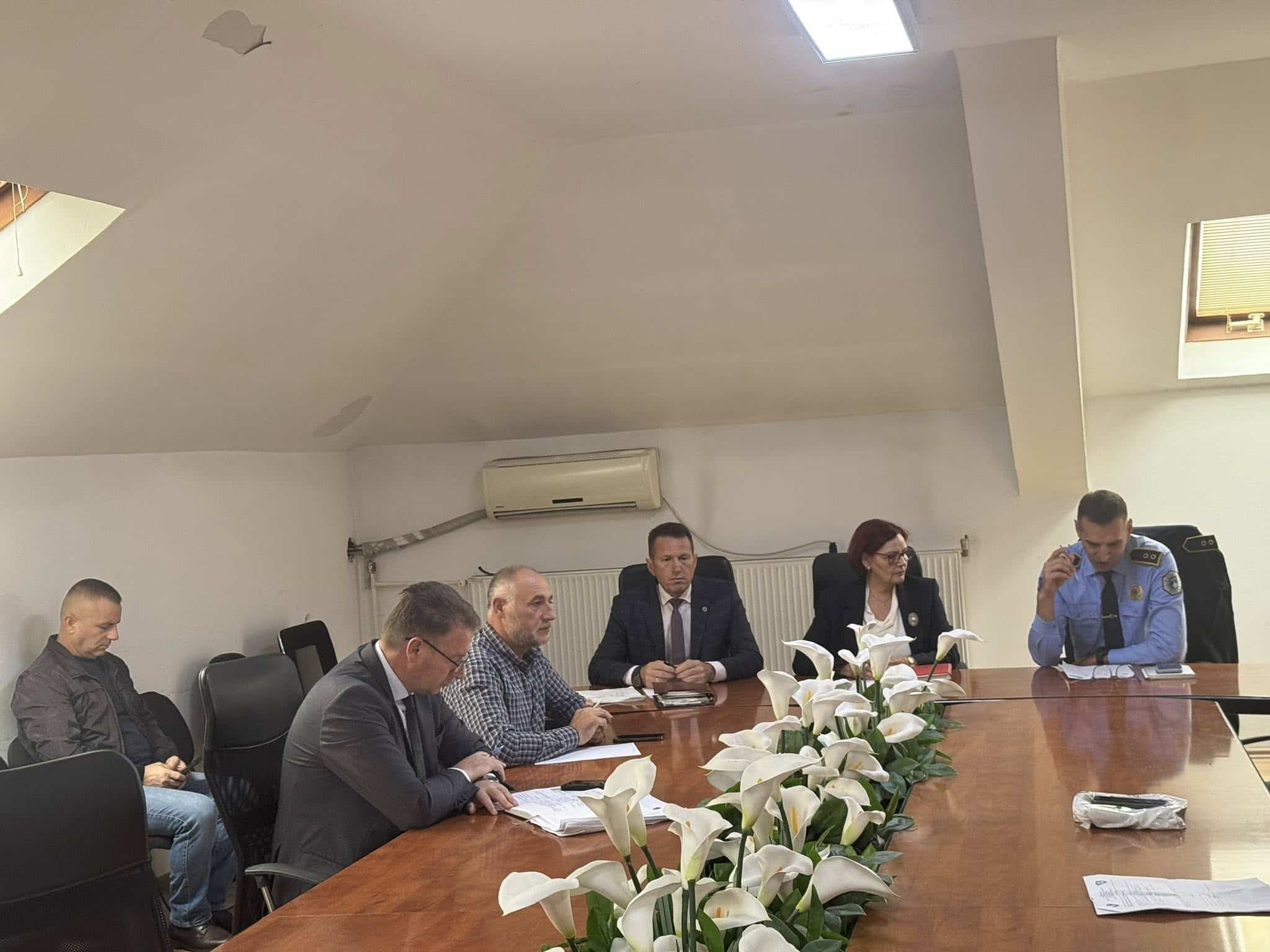 Mbahet takimi i radhës i Këshillit Komunal për Siguri në Bashkësi (KKSB)