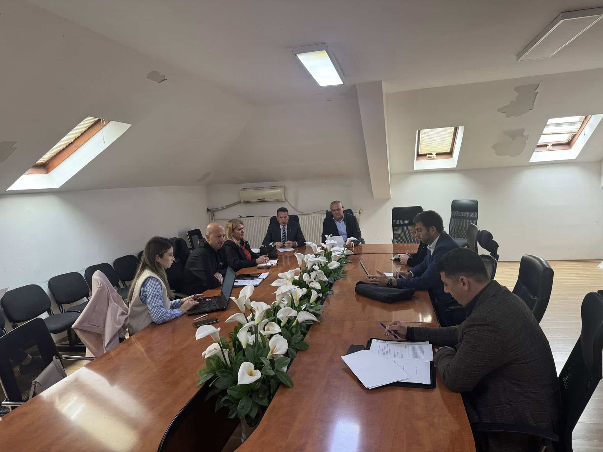 U mbajt mbledhja e 10-të e rregullt e Komitetit për Politikë dhe Financa